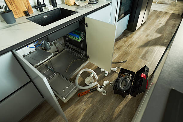 Reliable Plumbing contractor in Signal Hill, CA by Street Wise - Plumbing